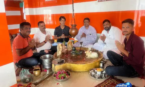 धर्मवीर धीरज गुर्जर के जन्मोत्सव पर बालाजी मंदिर में गूंजे हर-हर महादेव के जयघोष
