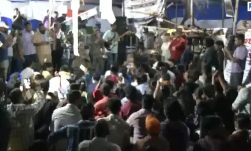 JPSC-JSSC अभ्यर्थियों का प्रदर्शन जारी, जयपाल सिंह मुंडा स्टेडियम में जुटे छात्र JPSC-JSSC अभ्यर्थियों का प्रदर्शन जारी, जयपाल सिंह मुंडा स्टेडियम में जुटे छात्र