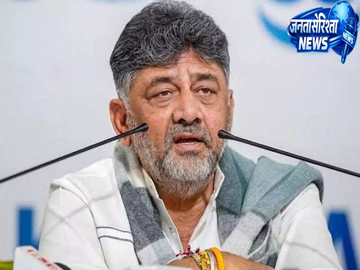 कर्नाटक में RSS पर सख्ती की तैयारी सरकारी परिसरों में गतिविधियों पर लगेगी रोक कर्नाटक में RSS पर सख्ती की तैयारी सरकारी परिसरों में गतिविधियों पर लगेगी रोक