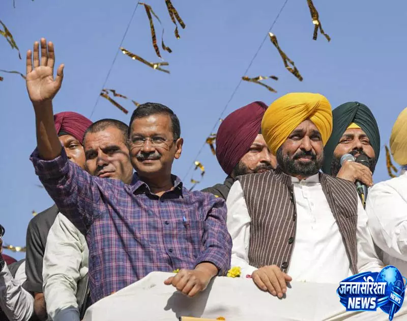 फगवाड़ा में एक शाम भगवान शिव के नाम में 5,000 से अधिक लोग शामिल हुए फगवाड़ा में एक शाम भगवान शिव के नाम में 5,000 से अधिक लोग शामिल हुए