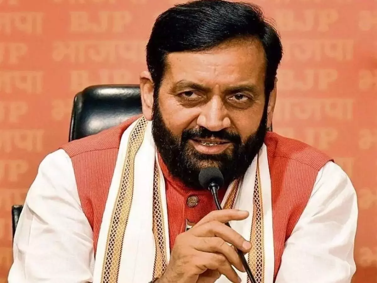 Chandigarh: हरियाणा में शहरी विकास के लिए लाइसेंस प्रक्रिया आसान, कैबिनेट ने लगाई मुहर Chandigarh: हरियाणा में शहरी विकास के लिए लाइसेंस प्रक्रिया आसान, कैबिनेट ने लगाई मुहर