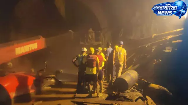 चमोली टनल हादसा रातभर चला रेस्क्यू ऑपरेशन सात श्रमिकों की मौत तीन की तलाश जारी चमोली टनल हादसा रातभर चला रेस्क्यू ऑपरेशन सात श्रमिकों की मौत तीन की तलाश जारी