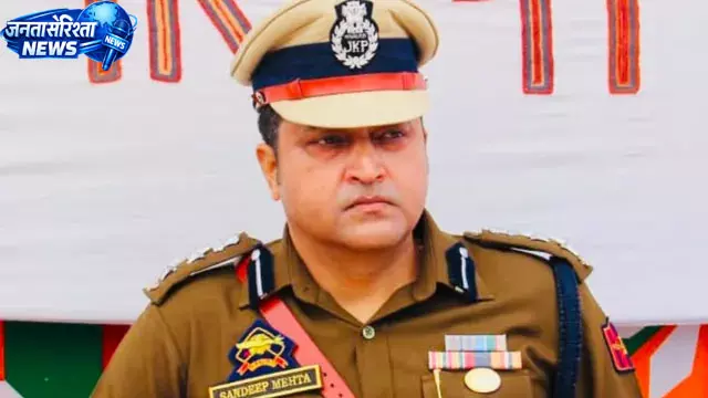 38 जवानों को वीरता पदक जम्मू-कश्मीर पुलिस का गौरव बढ़ा 38 जवानों को वीरता पदक जम्मू-कश्मीर पुलिस का गौरव बढ़ा