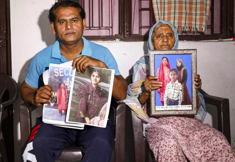 Kishtwar हादसे के पीड़ितों को अब भी इंतजार Kishtwar हादसे के पीड़ितों को अब भी इंतजार