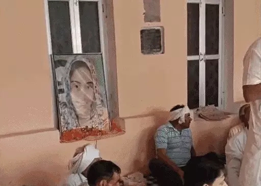 Chandigarh: भिवानी में अध्यापिका की मौत की जांच के बाद CBI ने दाखिल की क्लोजर रिपोर्ट Chandigarh: भिवानी में अध्यापिका की मौत की जांच के बाद CBI ने दाखिल की क्लोजर रिपोर्ट