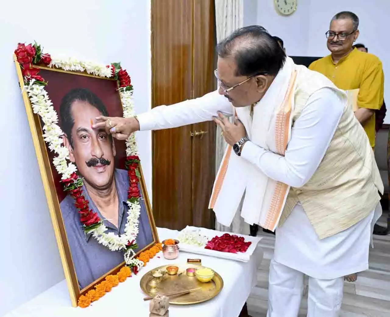 राष्ट्र, समाज और सनातन संस्कृति के प्रति दिलीप सिंह जूदेव का समर्पण सदैव स्मरणीय रहेगा: मुख्यमंत्री विष्णु देव साय राष्ट्र, समाज और सनातन संस्कृति के प्रति दिलीप सिंह जूदेव का समर्पण सदैव स्मरणीय रहेगा: मुख्यमंत्री विष्णु देव साय