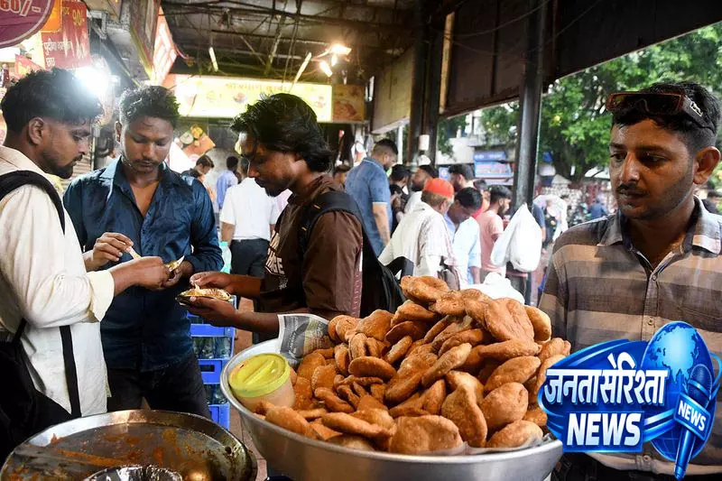 Srinagar में स्ट्रीट फूड कार्ट के लिए नए नियम Srinagar में स्ट्रीट फूड कार्ट के लिए नए नियम