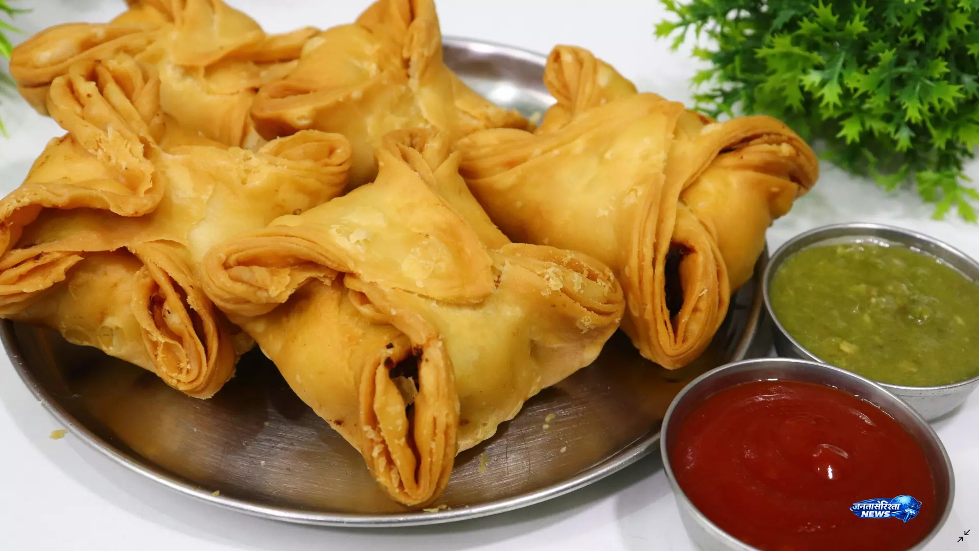 बिना मैदा तैयार करें कुरकुरी और स्वादिष्ट पेटीज बिना मैदा तैयार करें कुरकुरी और स्वादिष्ट पेटीज