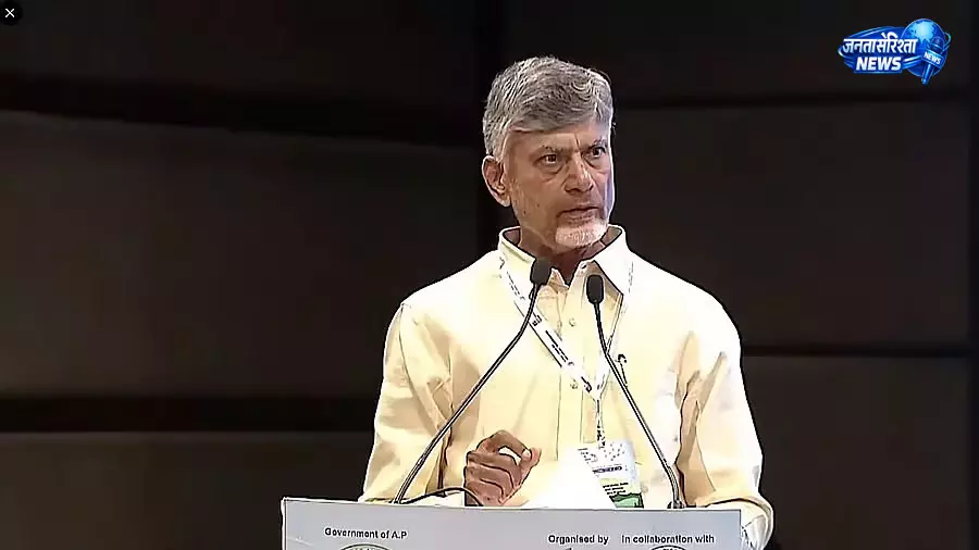 नायडू को राहत सुप्रीम कोर्ट ने जमीन पूलिंग मामले में हाई कोर्ट के फैसले को बरकरार रखा नायडू को राहत सुप्रीम कोर्ट ने जमीन पूलिंग मामले में हाई कोर्ट के फैसले को बरकरार रखा