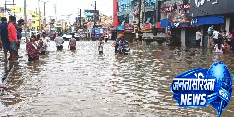 बालेश्वर, मयूरभंज में बाढ़ की स्थिति और खराब बालेश्वर, मयूरभंज में बाढ़ की स्थिति और खराब