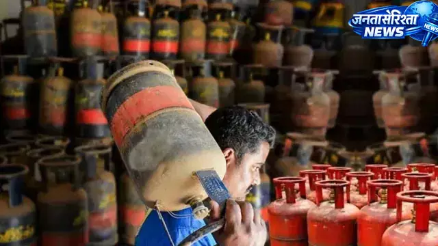 LPG ई-केवाईसी पूरी नहीं की तो रुक सकती है गैस बुकिंग 4.30 लाख उपभोक्ता चिंता में LPG ई-केवाईसी पूरी नहीं की तो रुक सकती है गैस बुकिंग 4.30 लाख उपभोक्ता चिंता में