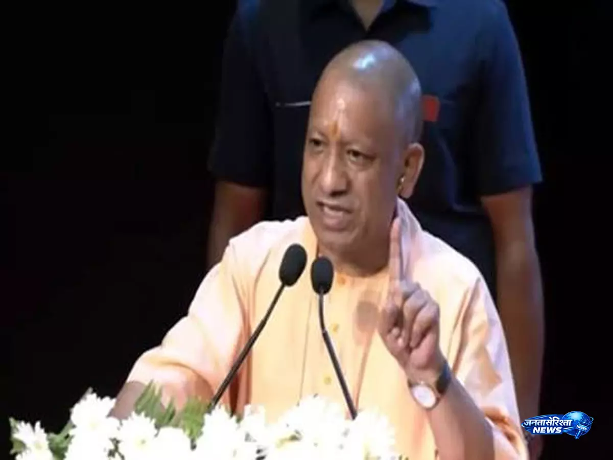 CM Yogi बोले एकजुट नहीं हुए तो इतिहास दोहराएगा CM Yogi बोले एकजुट नहीं हुए तो इतिहास दोहराएगा