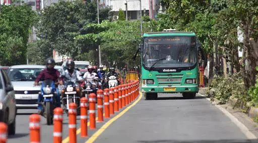 Bhubaneswar शहर में बस प्रायोरिटी लेन का पायलट प्रोजेक्ट शुरू Bhubaneswar शहर में बस प्रायोरिटी लेन का पायलट प्रोजेक्ट शुरू