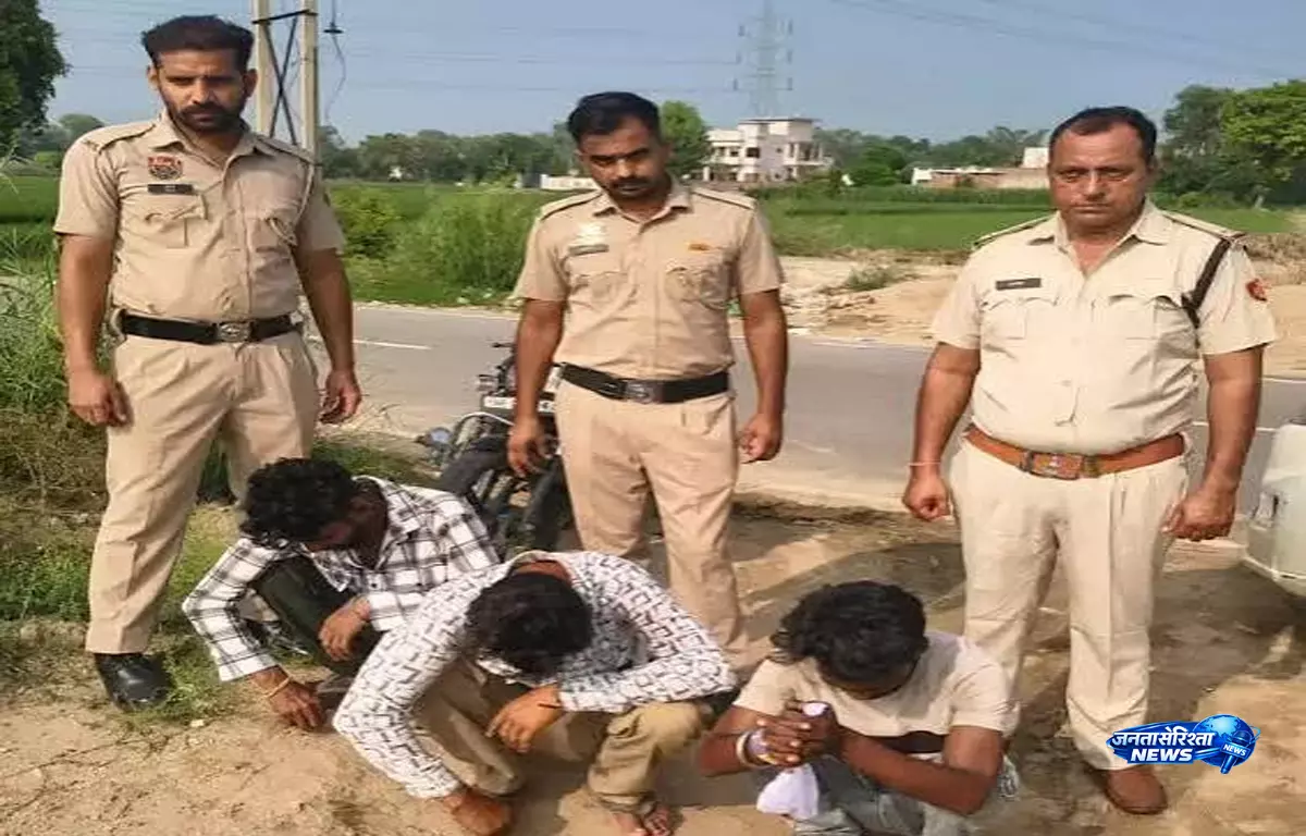 नशीली गोलियों की तस्करी पर पुलिस का बड़ा एक्शन नशीली गोलियों की तस्करी पर पुलिस का बड़ा एक्शन