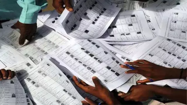 बागबेड़ा में अजीब मामला, वोटरों को जागरूक करने वाले दिग्गजों के नाम ही मतदाता सूची से गायब बागबेड़ा में अजीब मामला, वोटरों को जागरूक करने वाले दिग्गजों के नाम ही मतदाता सूची से गायब