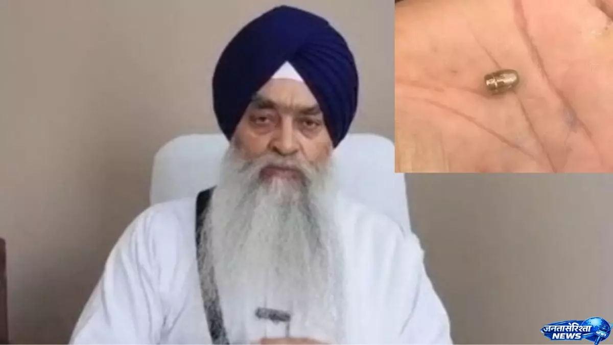 ज्ञानी रघुबीर सिंह की कार और घर को बनाया गया निशाना ज्ञानी रघुबीर सिंह की कार और घर को बनाया गया निशाना