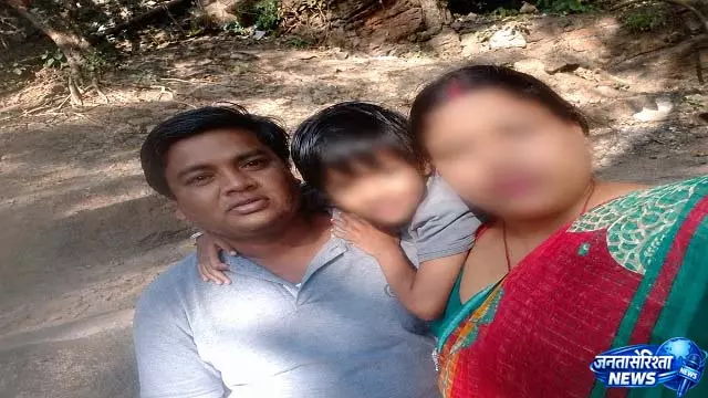 हाथ बांधकर पत्नी को तालाब में फेंका, दहेज के लिए हत्या का आरोप हाथ बांधकर पत्नी को तालाब में फेंका, दहेज के लिए हत्या का आरोप