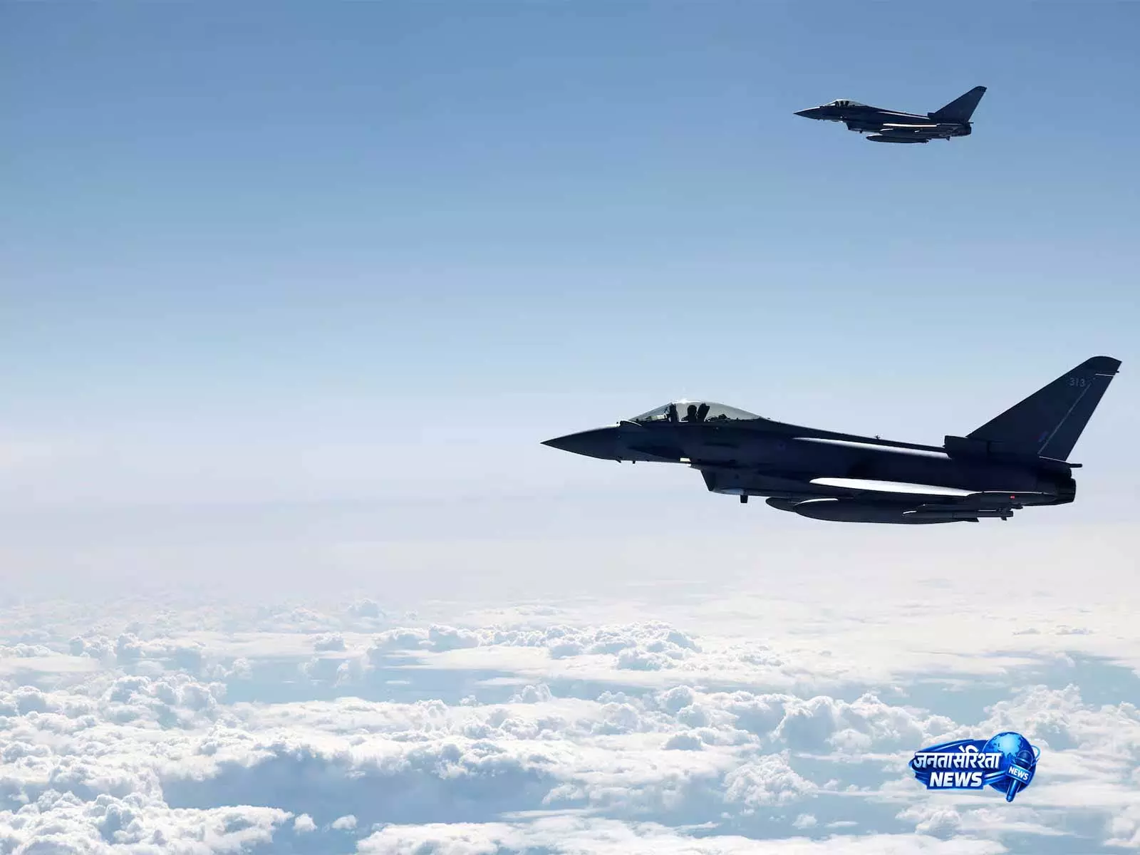 NATO के लड़ाकू विमानों ने लातवियाई हवाई क्षेत्र में घुसने वाले ड्रोन को मार गिराया NATO के लड़ाकू विमानों ने लातवियाई हवाई क्षेत्र में घुसने वाले ड्रोन को मार गिराया