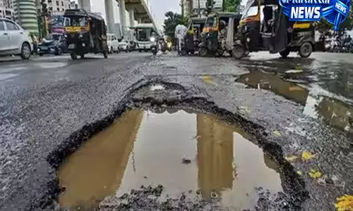 गड्ढामुक्त होंगी यूपी की सड़कें PWD की नई व्यवस्था से मिलेगी लोगों को राहत गड्ढामुक्त होंगी यूपी की सड़कें PWD की नई व्यवस्था से मिलेगी लोगों को राहत