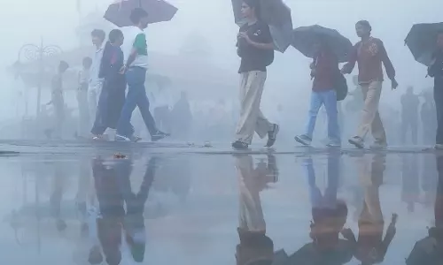 उत्तराखंड में फिर बिगड़ेगा मौसम का मिजाज, आठ जिलों में भारी बारिश का अलर्ट उत्तराखंड में फिर बिगड़ेगा मौसम का मिजाज, आठ जिलों में भारी बारिश का अलर्ट