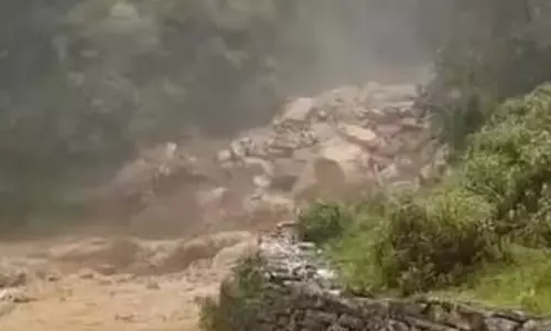 Pithoragarh: पिथौरागढ़ में मूसलाधार बारिश से बढ़ी परेशानी, जनजीवन प्रभावित