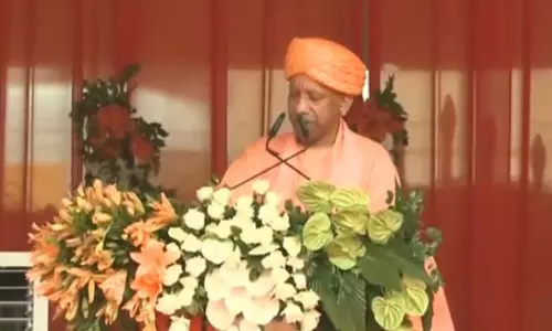 मुख्यमंत्री ने किया ध्वजारोहण, बोले- यूपी अब उत्सव का प्रदेश, सुशासन मॉडल के रूप में बना रहा पहचान मुख्यमंत्री ने किया ध्वजारोहण, बोले- यूपी अब उत्सव का प्रदेश, सुशासन मॉडल के रूप में बना रहा पहचान