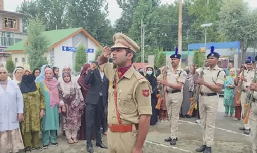 जम्मू-कश्मीर में उत्साह और शांति के साथ मनाया गया 80वां स्वतंत्रता दिवस, सुरक्षा के कड़े इंतजाम