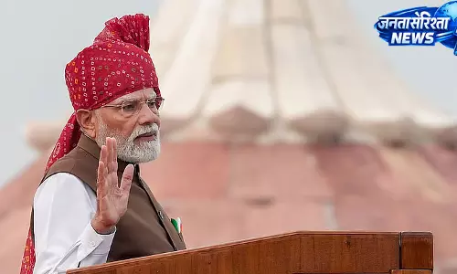 नक्सलवाद पर पीएम मोदी का बड़ा बयान नक्सलवाद पर पीएम मोदी का बड़ा बयान
