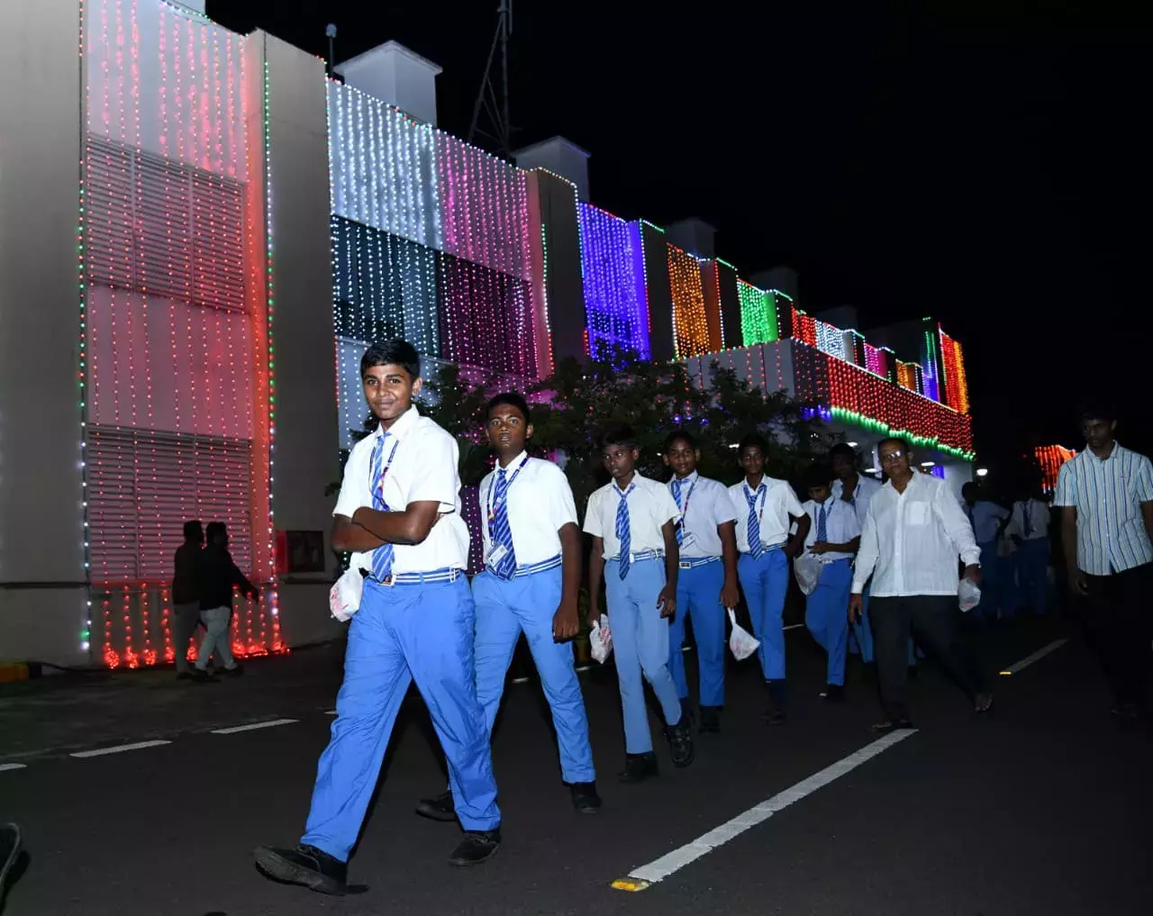 Andhra: माना सभा-जन सभा ने विधानसभा परिसर को जनता के लिए खोला