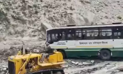 Mandi लाहौल-स्पीति में अचानक बाढ़ का कहर Mandi लाहौल-स्पीति में अचानक बाढ़ का कहर