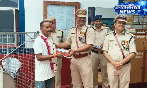 स्वतंत्रता दिवस पर जबलपुर सेंट्रल जेल से 18 कैदियों की रिहाई, मिली नई जिंदगी की शुरुआत स्वतंत्रता दिवस पर जबलपुर सेंट्रल जेल से 18 कैदियों की रिहाई, मिली नई जिंदगी की शुरुआत