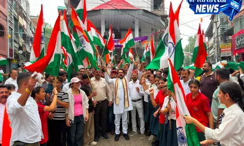 अनुराग ठाकुर ने Hamirpur में निकाली तिरंगा यात्रा