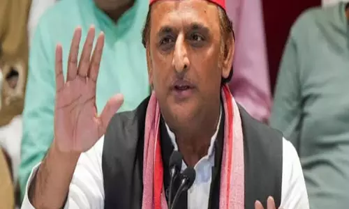 टिकट बंटवारे से पहले अखिलेश ने नेताओं को किया सतर्क टिकट बंटवारे से पहले अखिलेश ने नेताओं को किया सतर्क