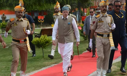 Srinagar राज्य का दर्जा बहाल करने की उमर अब्दुल्ला की मांग