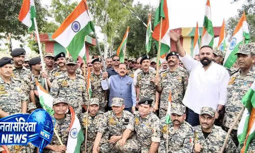 Jammu बॉर्डर गांवों को सड़क सुविधा मिलने का दावा