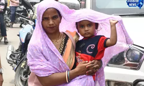 मुजफ्फरपुर में मानसून पड़ा कमजोर, सावन में जेठ जैसी गर्मी का एहसास मुजफ्फरपुर में मानसून पड़ा कमजोर, सावन में जेठ जैसी गर्मी का एहसास