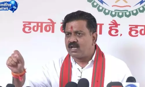 नक्सलवाद के खात्मे के बाद बस्तर के 93 गांवों में पहली बार लहराया तिरंगा नक्सलवाद के खात्मे के बाद बस्तर के 93 गांवों में पहली बार लहराया तिरंगा