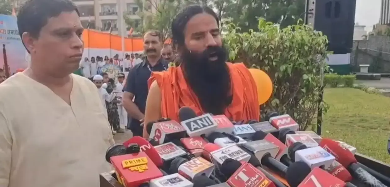 Haridwar: नौकरी के नाम पर लाखों-करोड़ों की वसूली का आरोप, बाबा रामदेव ने जताई चिंता
