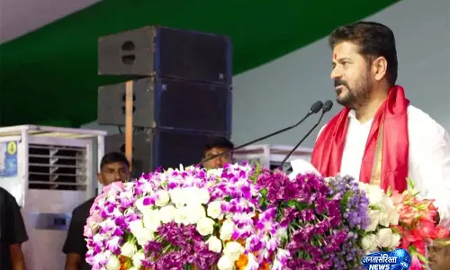 रेवंत रेड्डी ने KCR को दी विधानसभा बहस की चुनौती