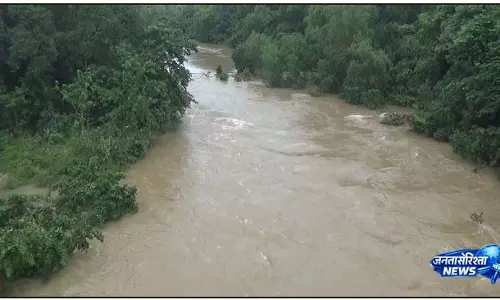 नदी में डूबा युवक, रेस्क्यू टीम का सर्च ऑपरेशन नदी में डूबा युवक, रेस्क्यू टीम का सर्च ऑपरेशन