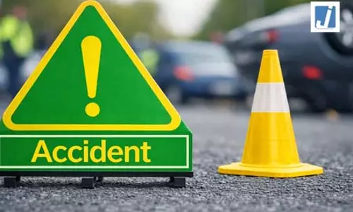 बिहार: स्वतंत्रता दिवस पर पटना में भीषण सड़क हादसा, सरकारी कर्मचारी की मौत बिहार: स्वतंत्रता दिवस पर पटना में भीषण सड़क हादसा, सरकारी कर्मचारी की मौत