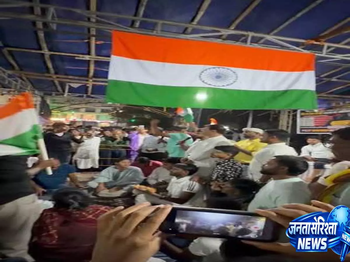 रांची में छात्रों का आंदोलन जारी जयपाल सिंह मुंडा स्टेडियम में गूंजे देशभक्ति के गीत रांची में छात्रों का आंदोलन जारी जयपाल सिंह मुंडा स्टेडियम में गूंजे देशभक्ति के गीत