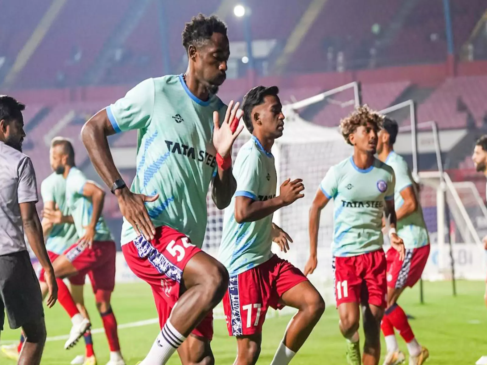 टाटा स्टील ने जमशेदपुर FC की ओनरशिप चर्चिल ब्रदर्स को ट्रांसफर कर दी टाटा स्टील ने जमशेदपुर FC की ओनरशिप चर्चिल ब्रदर्स को ट्रांसफर कर दी