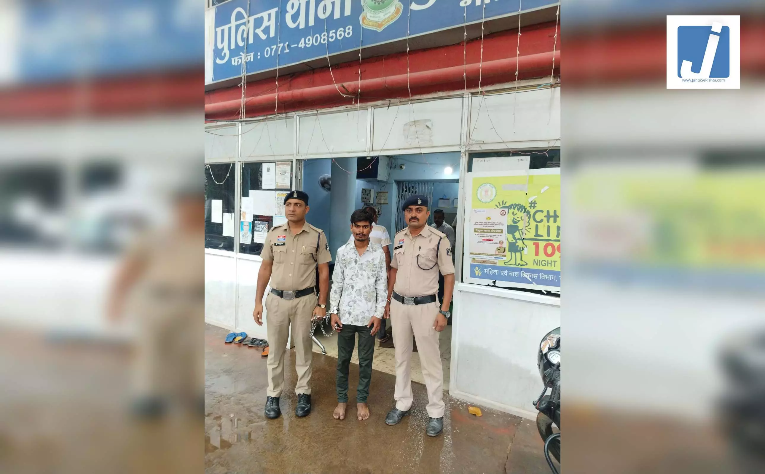 पुरानी बस्ती पुलिस की कार्रवाई, गांजा बिक्री की तैयारी कर रहा आरोपी गिरफ्तार पुरानी बस्ती पुलिस की कार्रवाई, गांजा बिक्री की तैयारी कर रहा आरोपी गिरफ्तार
