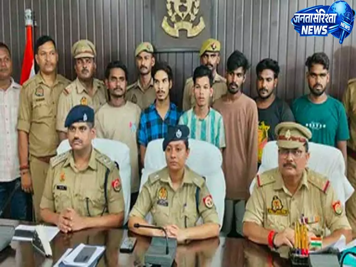 तांत्रिक मर्डर मिस्ट्री में बड़ा खुलासा वाराणसी में छह भाइयों ने रची थी हत्या की योजना तांत्रिक मर्डर मिस्ट्री में बड़ा खुलासा वाराणसी में छह भाइयों ने रची थी हत्या की योजना
