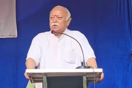 स्वतंत्र भारत को सुखी, संपन्न और सुरक्षित बनाना हमारी जिम्मेदारी: मोहन भागवत स्वतंत्र भारत को सुखी, संपन्न और सुरक्षित बनाना हमारी जिम्मेदारी: मोहन भागवत