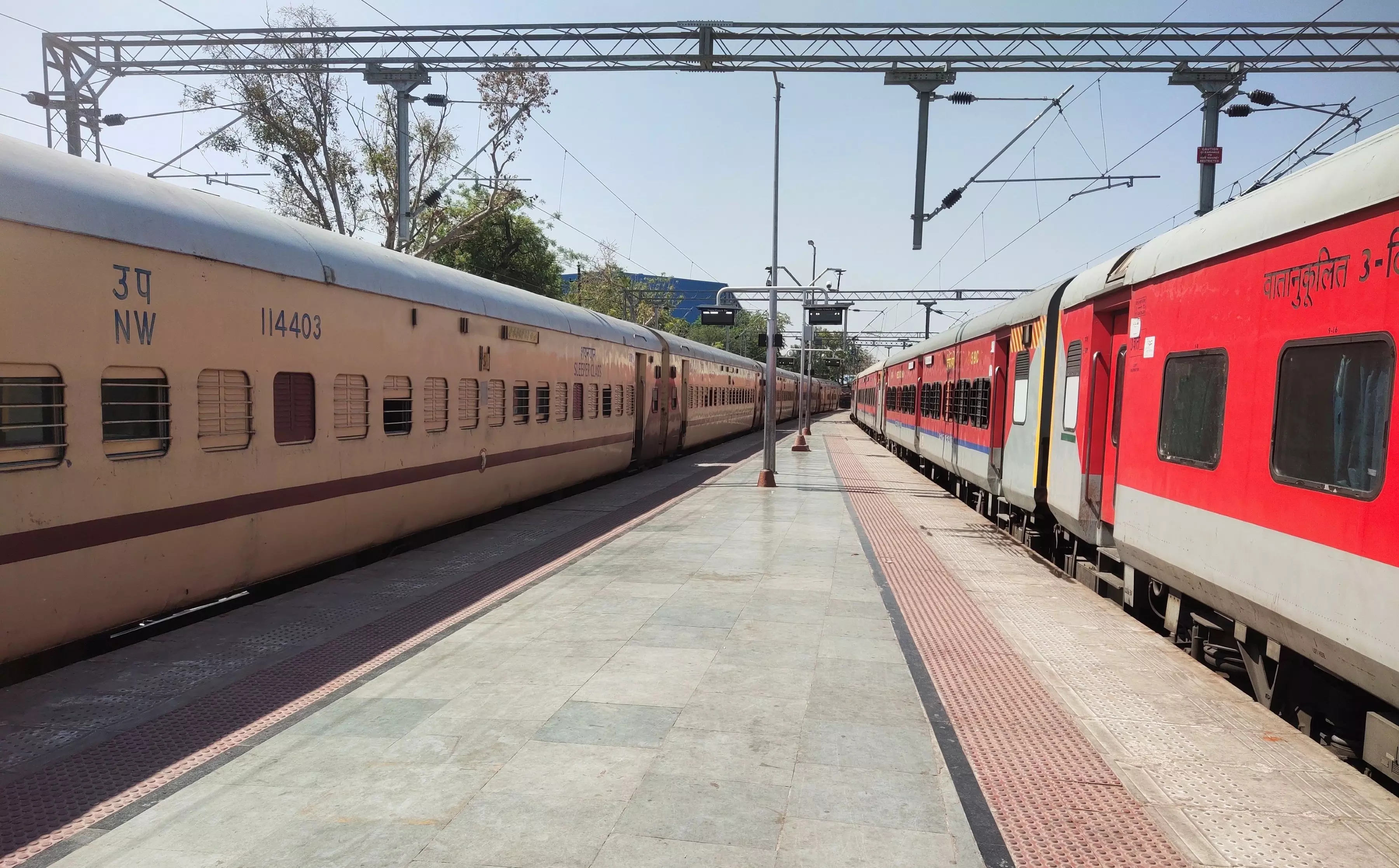 Jaipur: यात्री सुविधाओं को बेहतर बनाने पर जोर, डीआरयूसीसी बैठक में आए सुझाव Jaipur: यात्री सुविधाओं को बेहतर बनाने पर जोर, डीआरयूसीसी बैठक में आए सुझाव