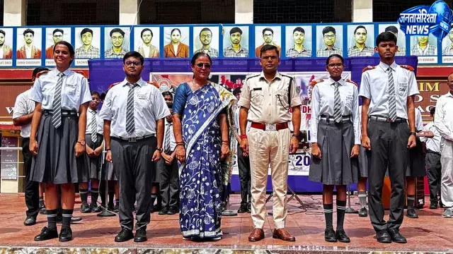 SSP ने छात्रों को सिखाया अनुशासन का पाठ SSP ने छात्रों को सिखाया अनुशासन का पाठ