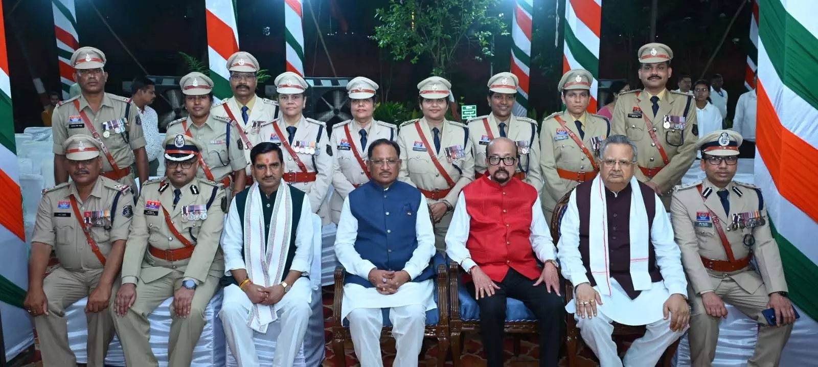 लोकभावन में स्वागत समारोह स्वतंत्रता दिवस के अवसर पर लोकभावन में स्वागत समारोह स्वतंत्रता दिवस के अवसर पर