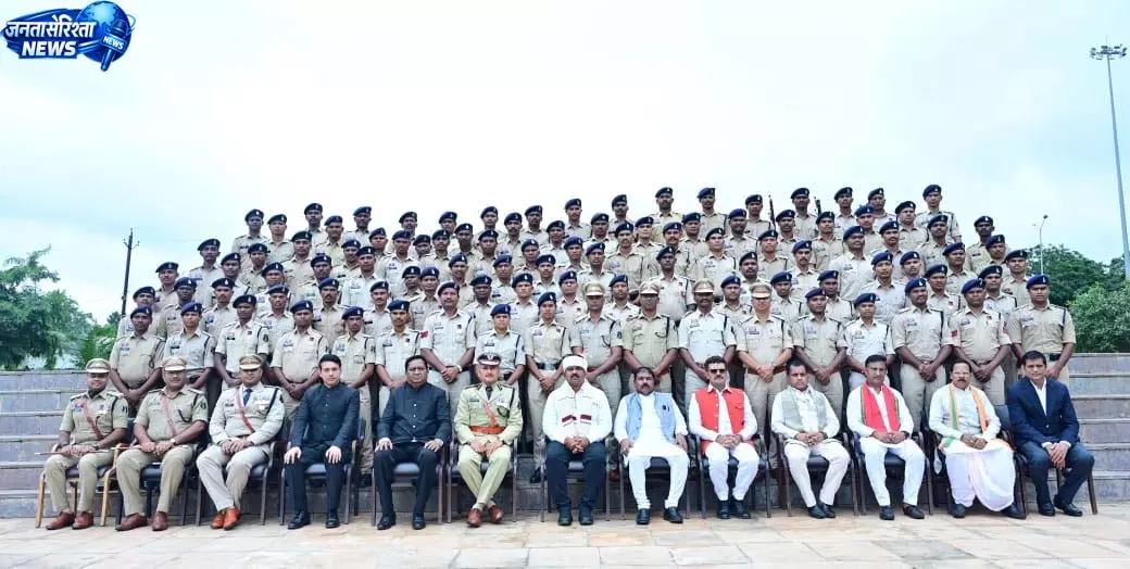 बस्तर क्रिएटर हब स्टूडियो का उप मुख्यमंत्री विजय शर्मा ने किया शुभारंभ बस्तर क्रिएटर हब स्टूडियो का उप मुख्यमंत्री विजय शर्मा ने किया शुभारंभ